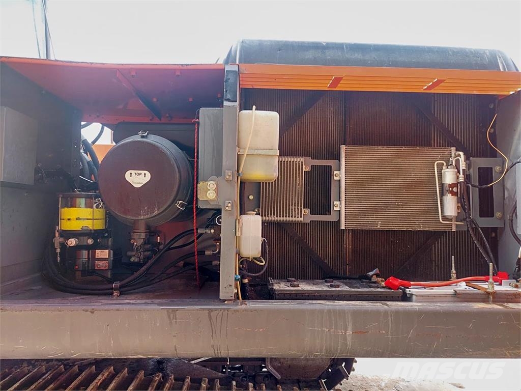 Hitachi ZX350LCN-3 Εκσκαφείς με ερπύστριες