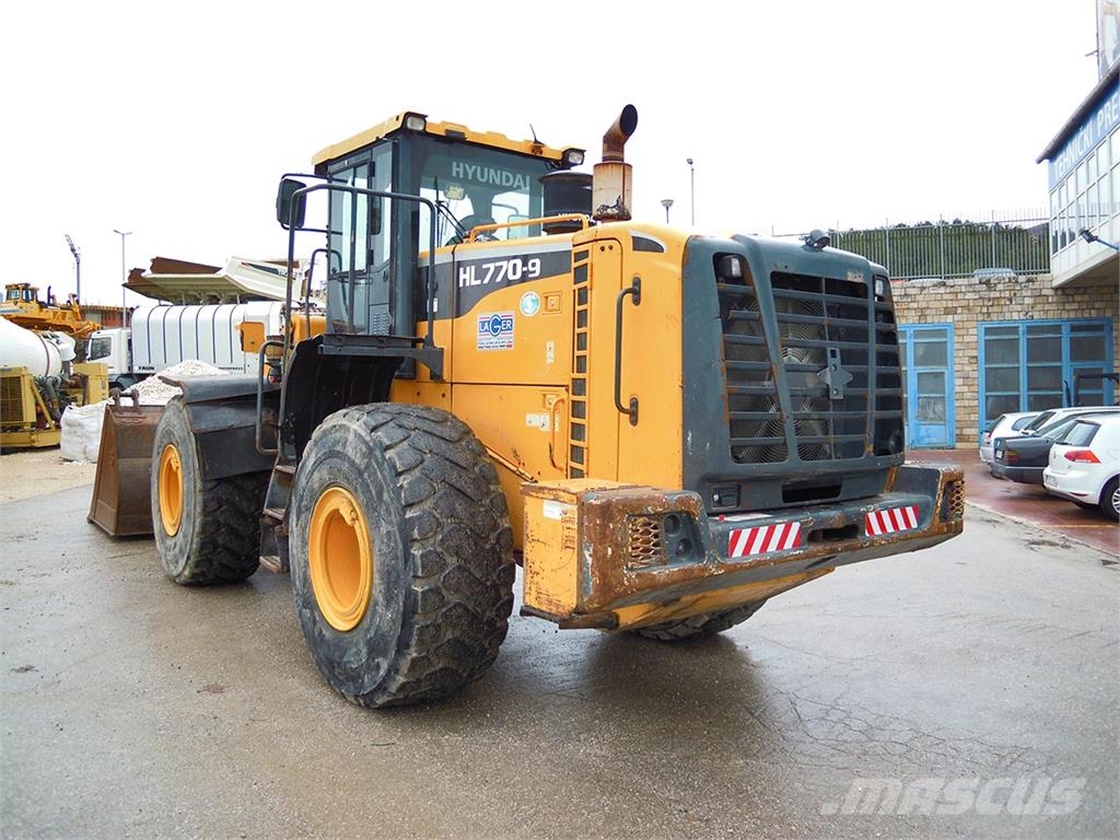 Hyundai HL770-9 لوادر بعجل