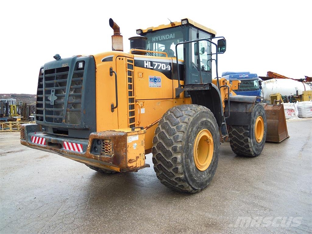 Hyundai HL770-9 لوادر بعجل