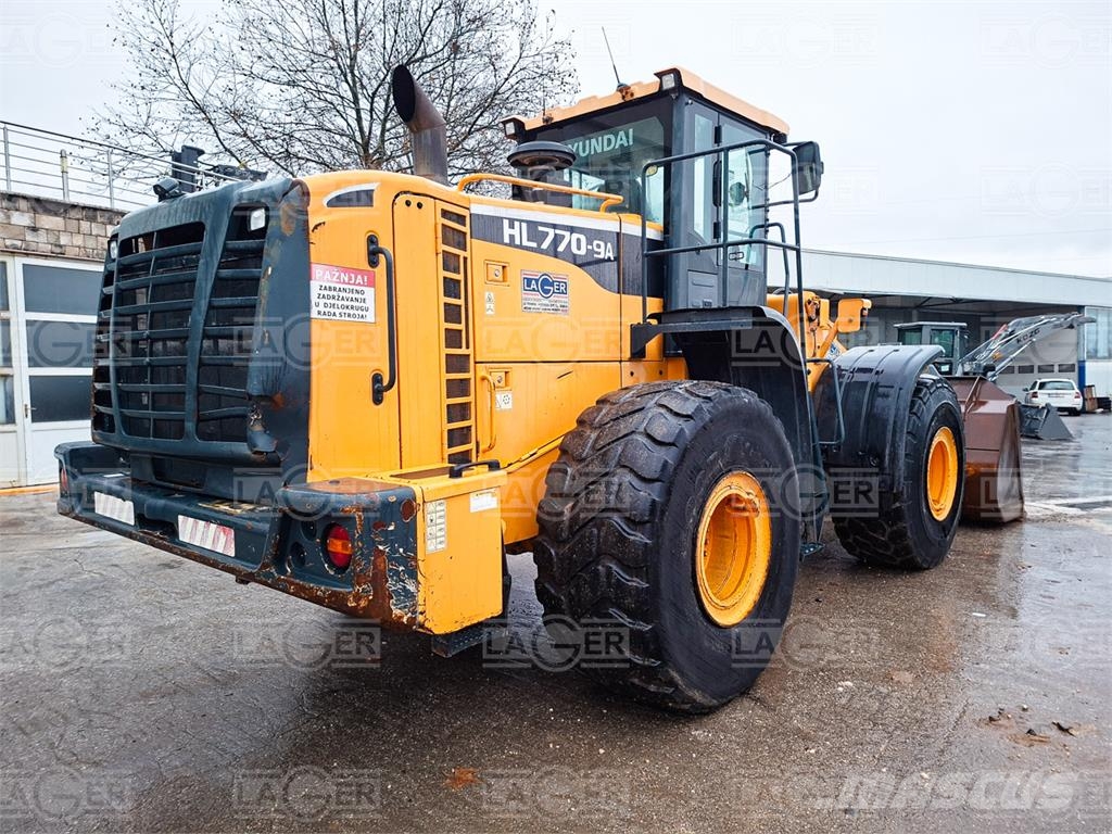 Hyundai HL770-9A لوادر بعجل