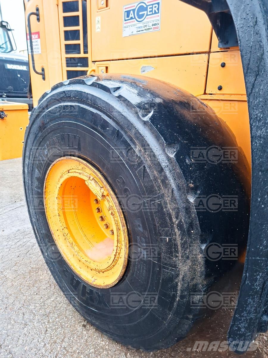 Hyundai HL770-9A لوادر بعجل