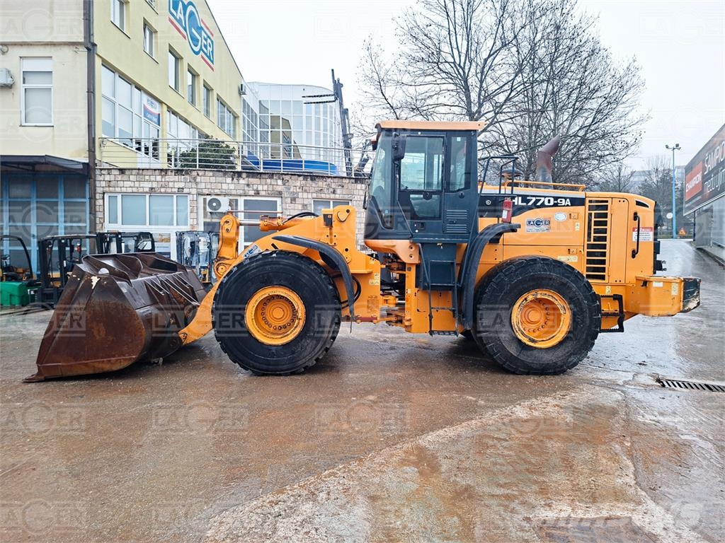 Hyundai HL770-9A لوادر بعجل