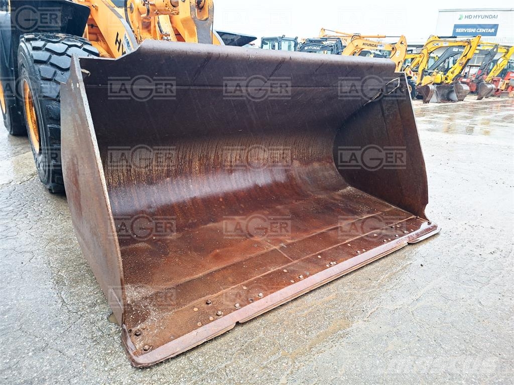 Hyundai HL770-9A لوادر بعجل