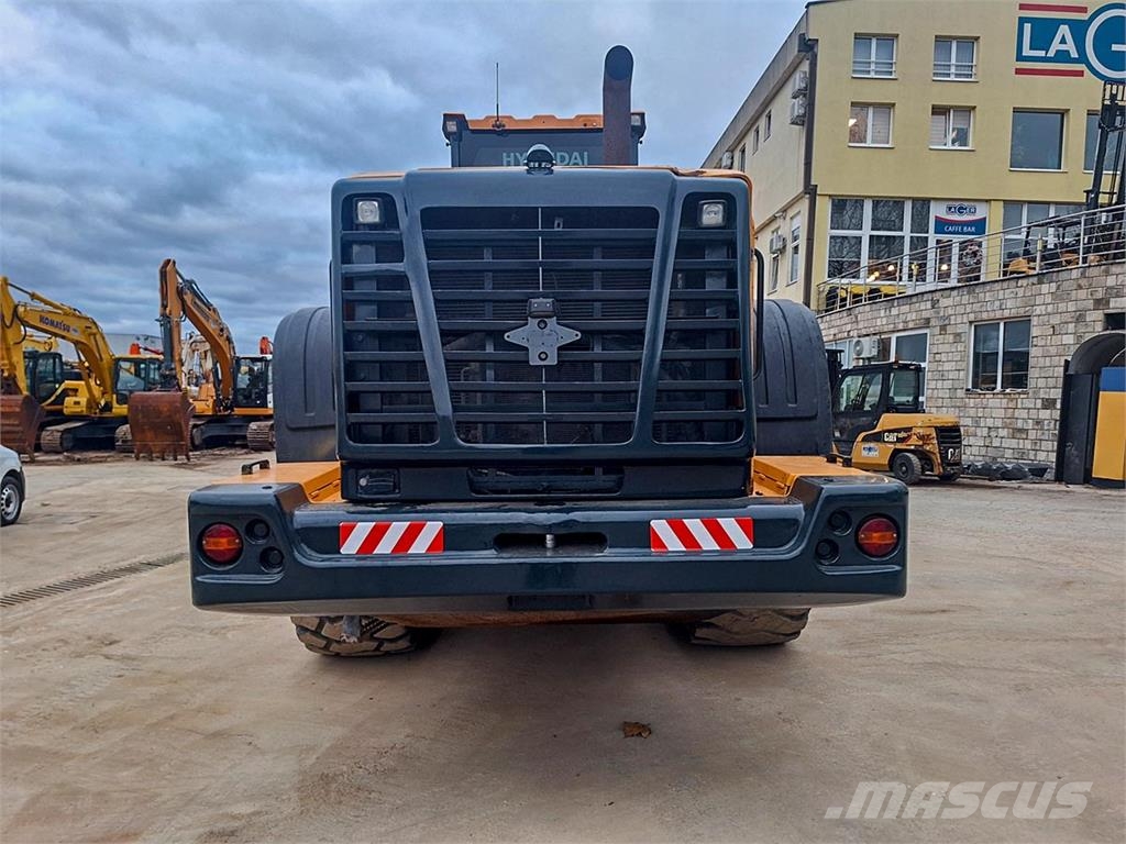 Hyundai HL780-9A لوادر بعجل