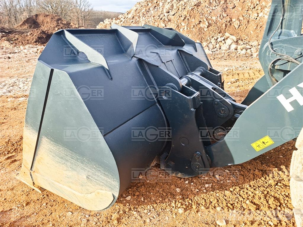 Hyundai HL970A لوادر بعجل