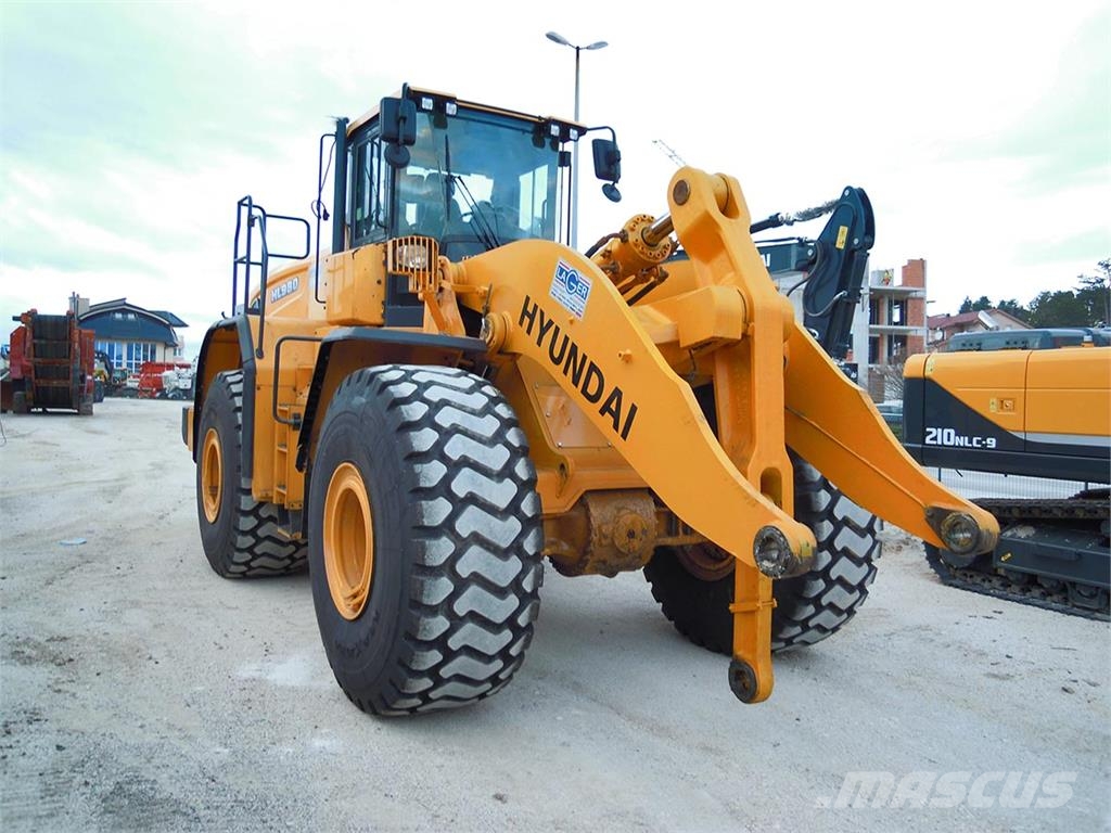 Hyundai HL980 لوادر بعجل
