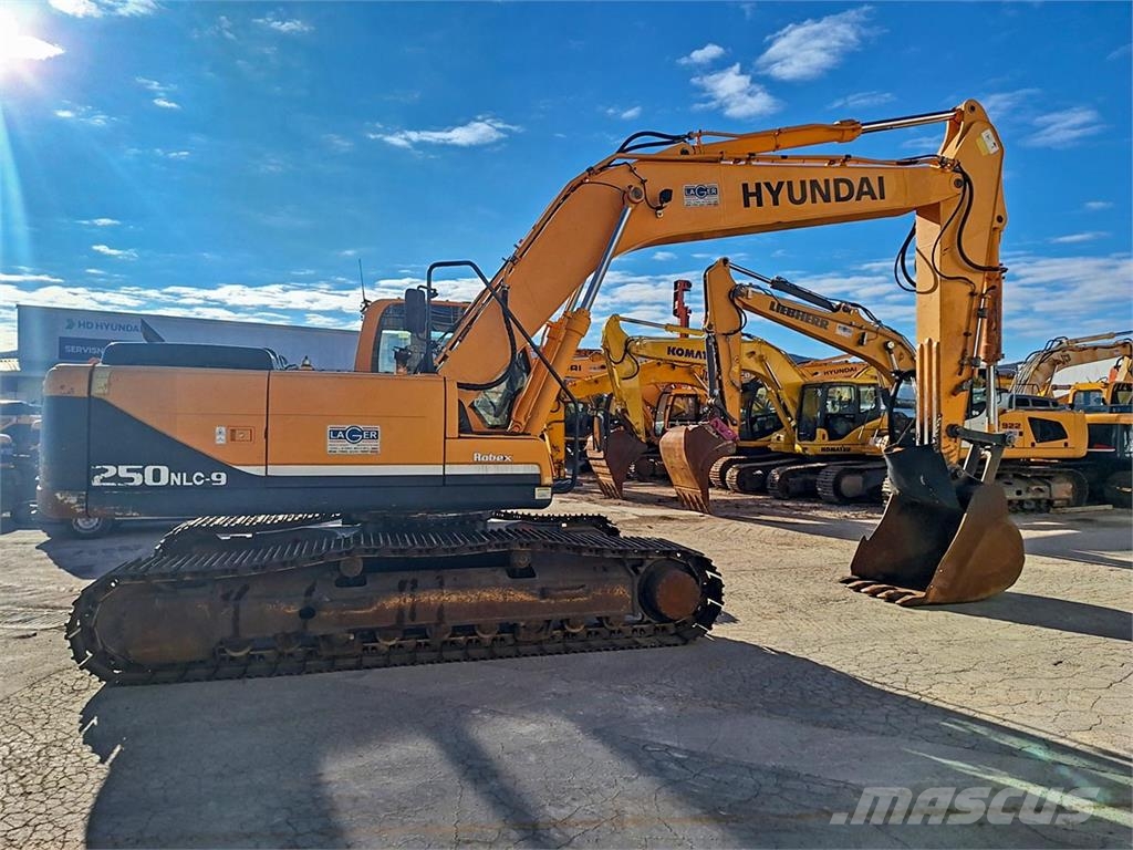 Hyundai R250NLC-9 Excavadoras sobre orugas