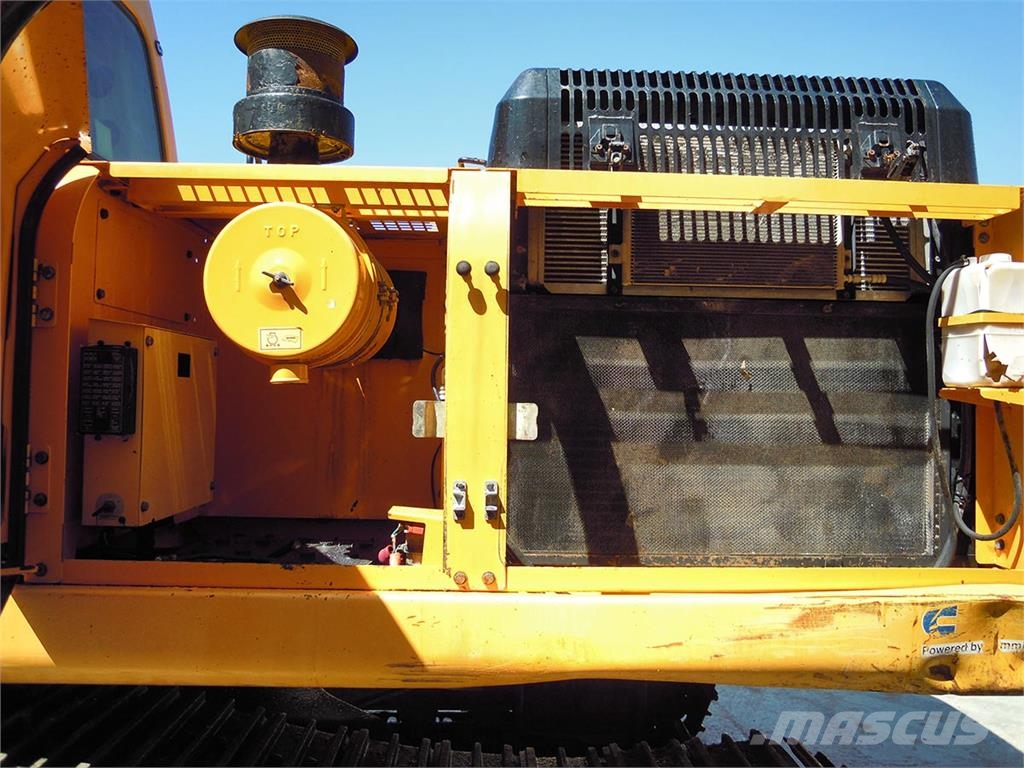 Hyundai R320NLC-7A Crawler excavators