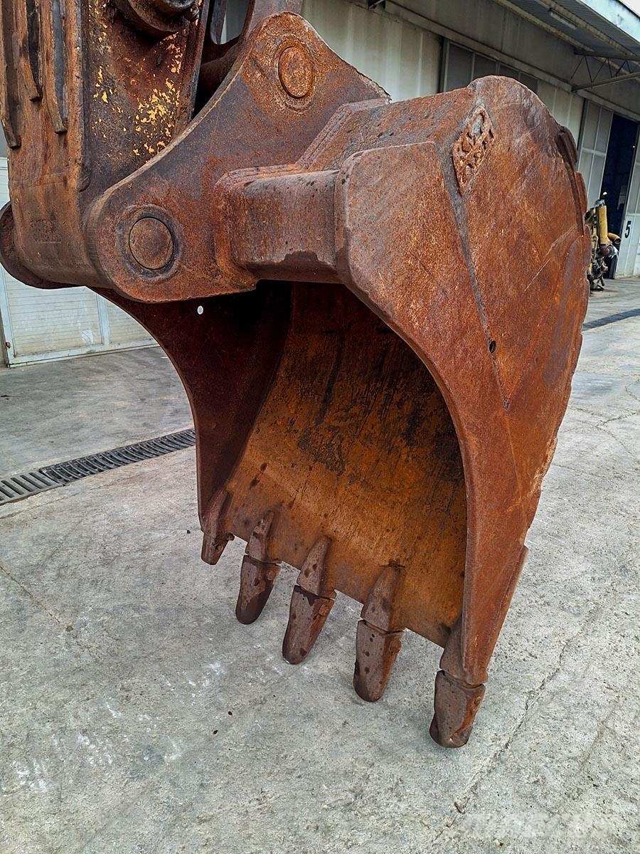 Hyundai R330LC-9 Escavadoras de rastos