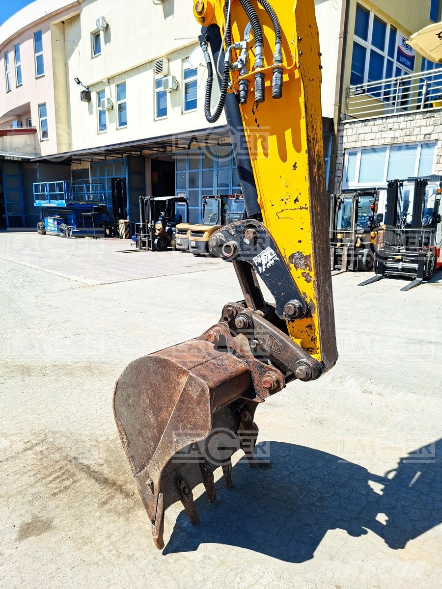 JCB 100C-1 Mini excavators < 7t (Mini diggers)
