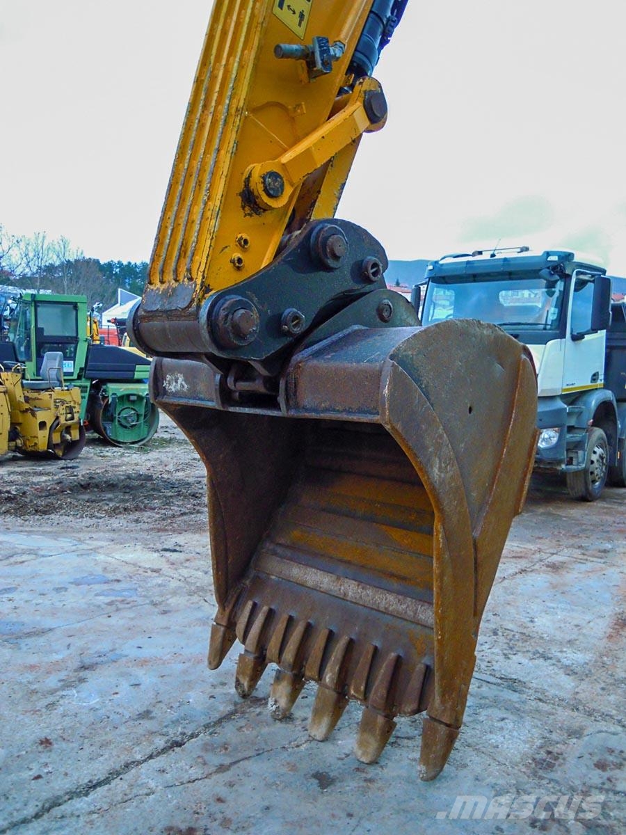 JCB JS290LCDX Bageri guseničari