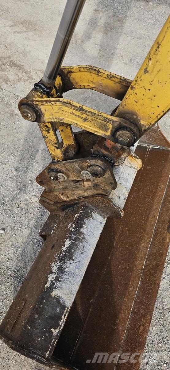 Komatsu PC26MR-3 Mini ekskavatörler, 7 tona dek