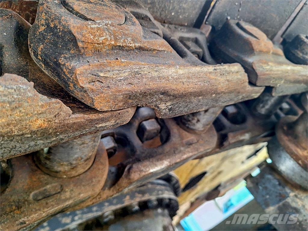Komatsu PC340NLC-7K Vikšriniai ekskavatoriai