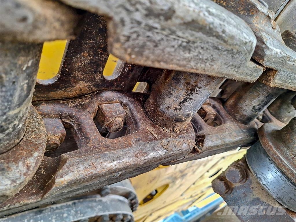 Komatsu PC350LC-8 حفارات زحافة