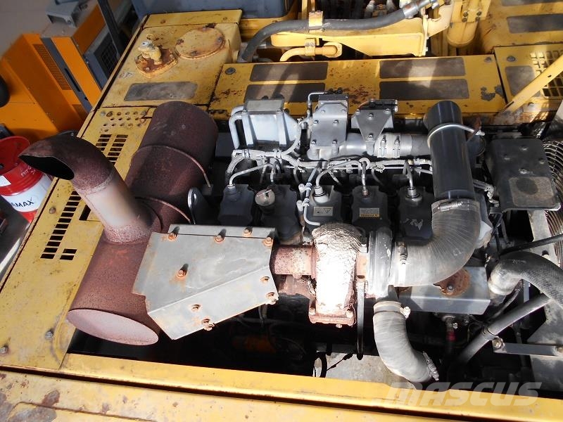 Komatsu PC450LC-7K Escavadeiras de esteiras