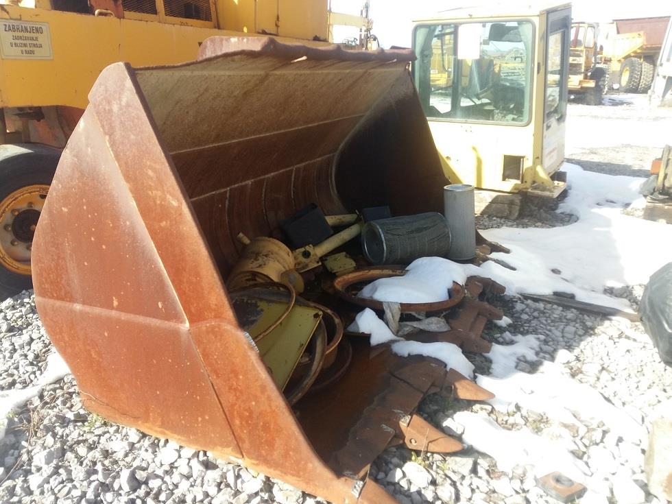 Komatsu WA470 Drugi deli