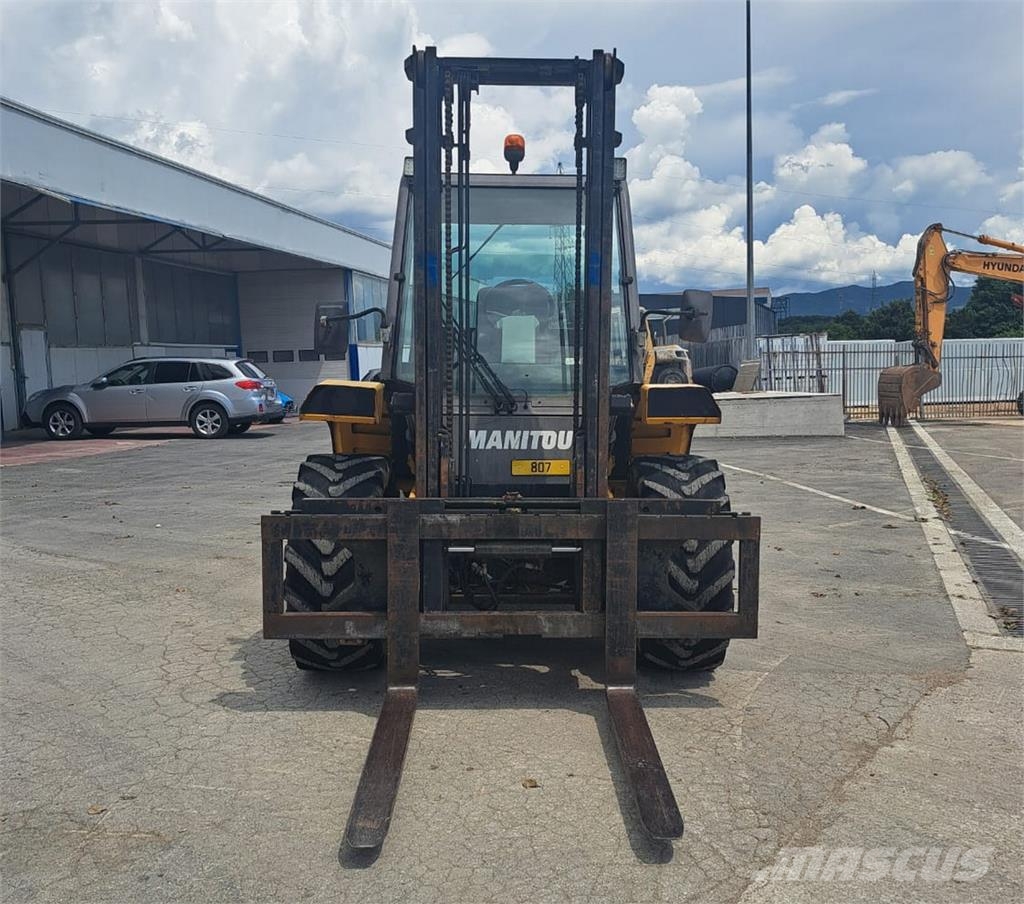 Manitou MC 30 Dīzeļa autoiekrāvēji