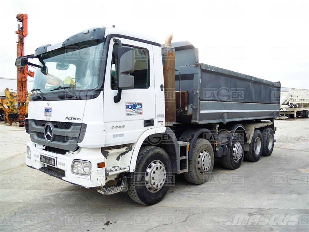 Mercedes-Benz Actros 4446 شاحنات قلابة