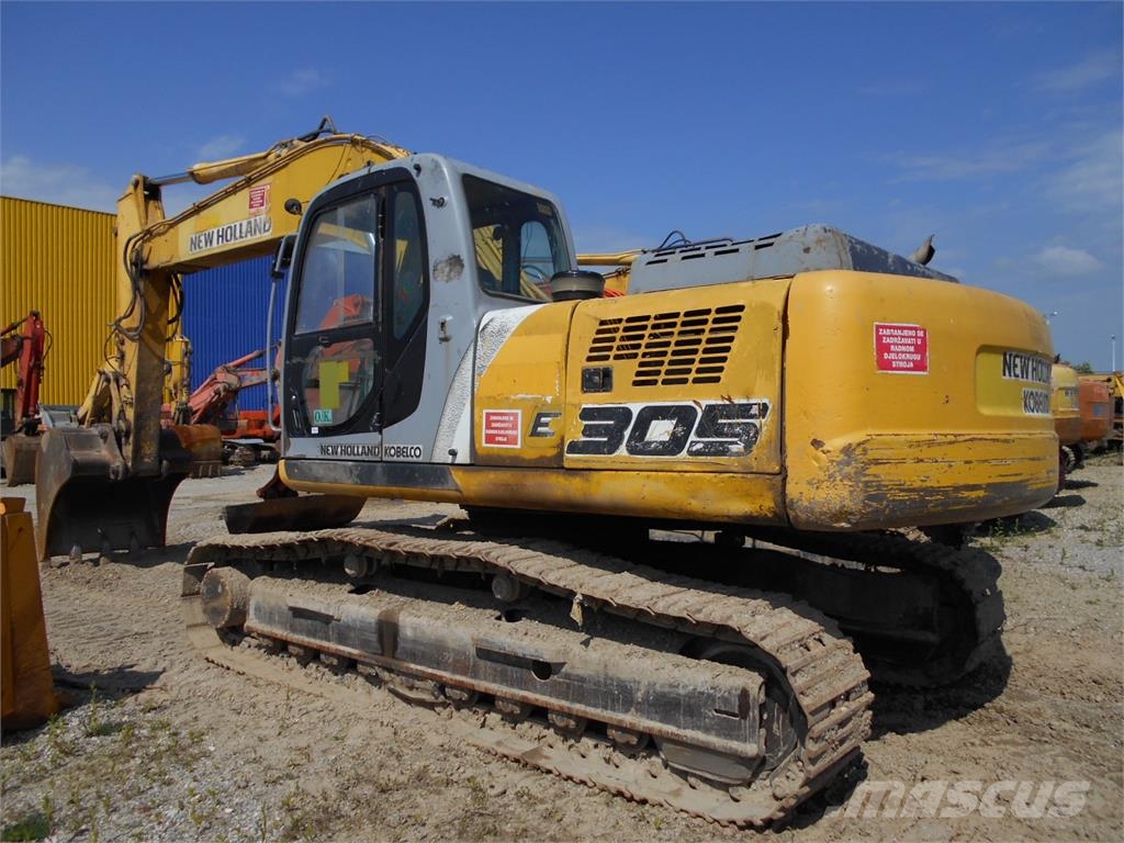 New Holland E 305EL حفارات زحافة
