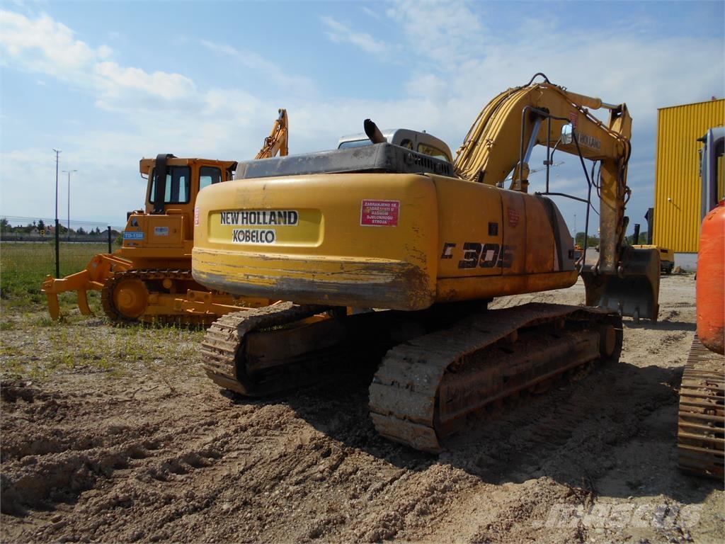 New Holland E 305EL حفارات زحافة