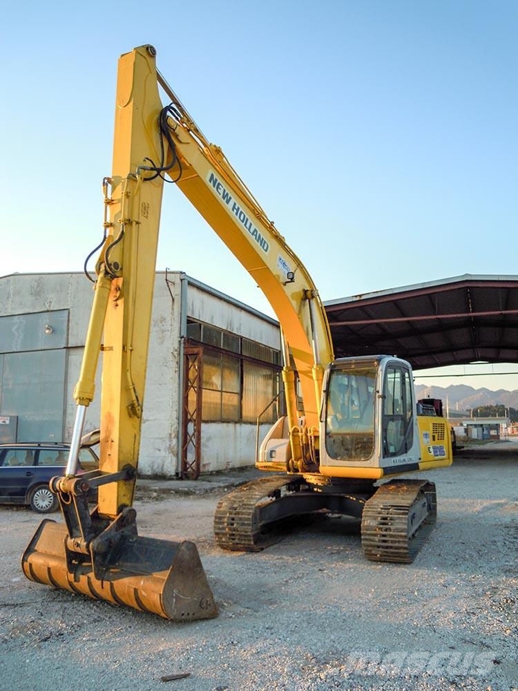 New Holland E215 Bageri guseničari