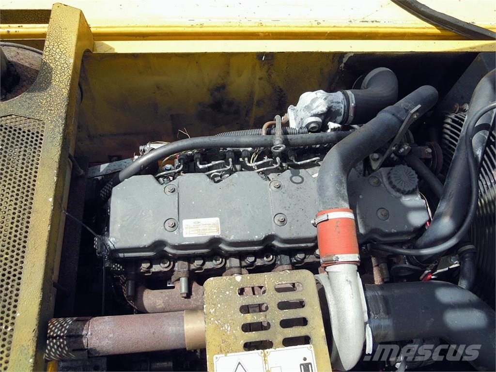 New Holland E305 Kāpurķēžu ekskavatori