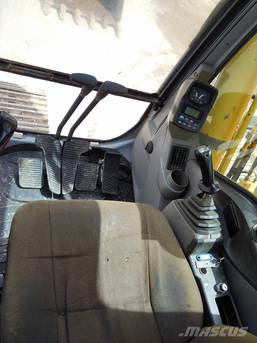 New Holland E305 Kāpurķēžu ekskavatori