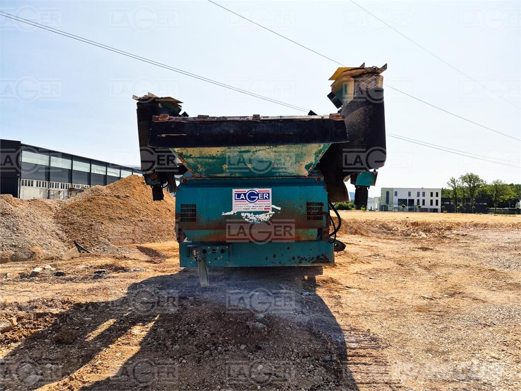Powerscreen CHIEFTAIN 2400 غرابيل