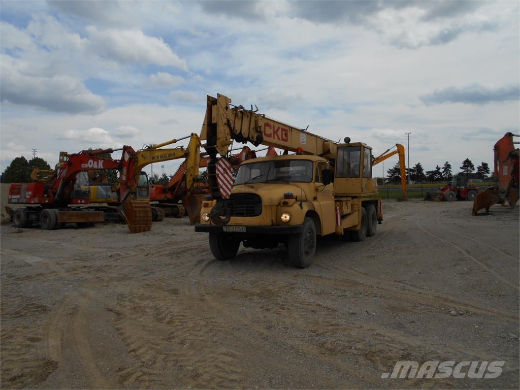 Tatra AD 20 Rough terrain cranes