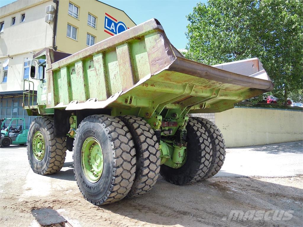 Terex 3308E Vehículos compactos de volteo