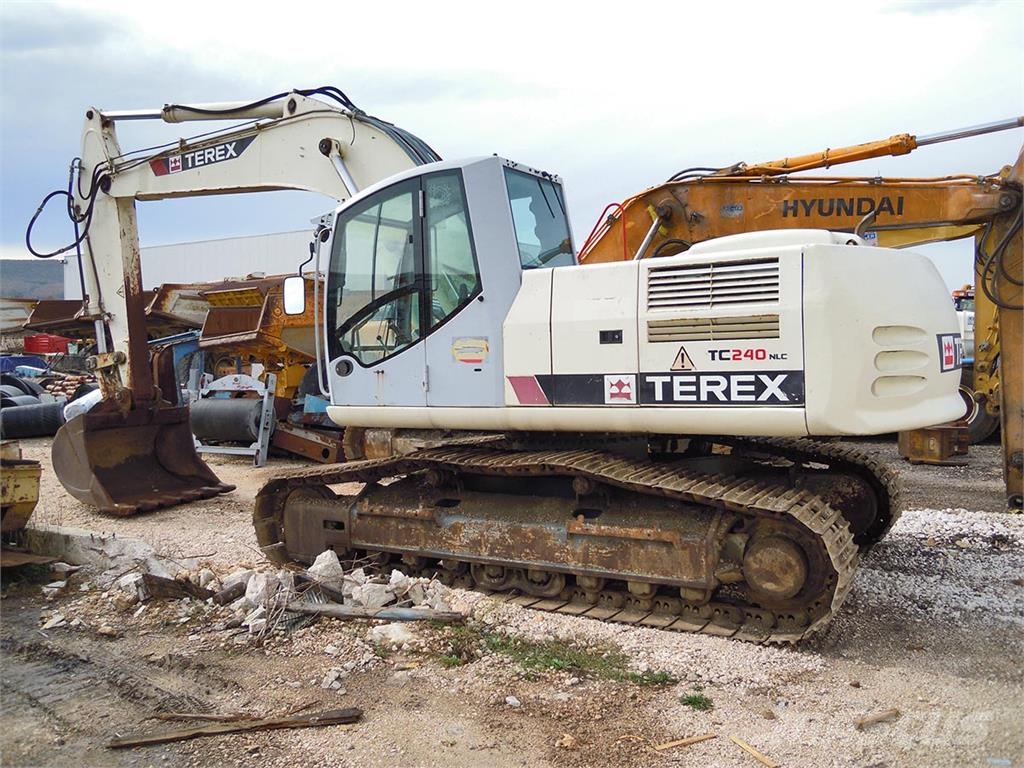 Terex TC240LC Raupenbagger