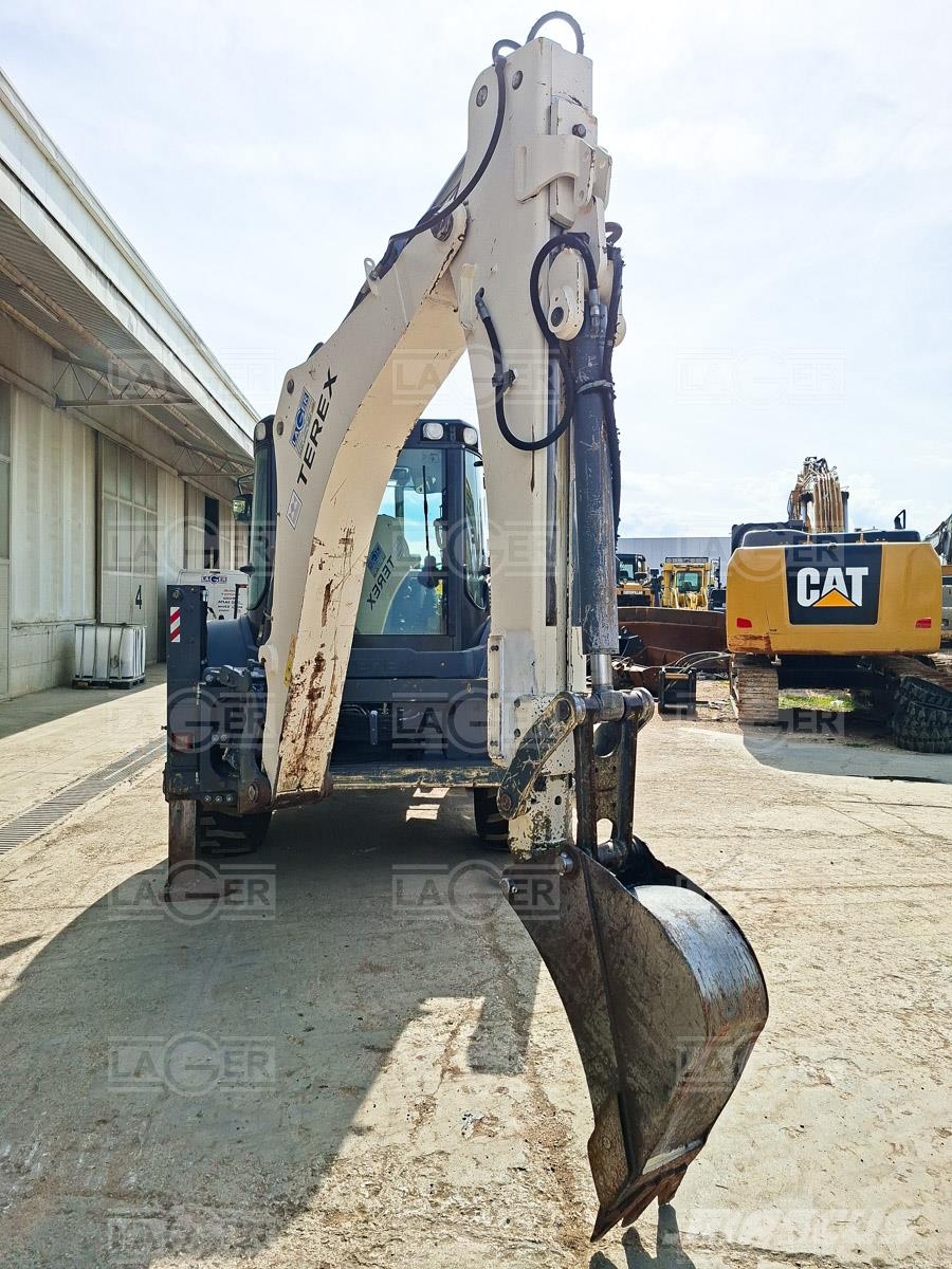 Terex TLB990 Retrocargadoras
