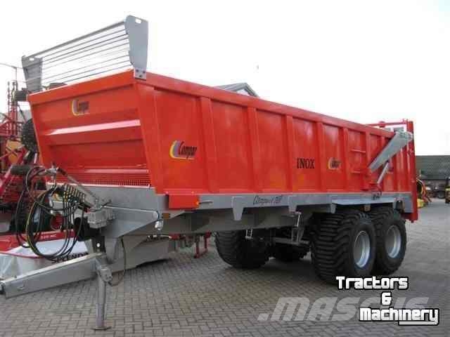 Compar Compact 700 معدات توزيع السماد العضوي