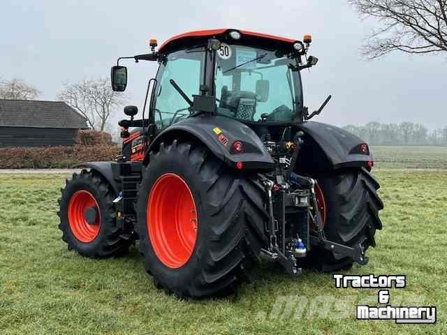 Kubota M7174 KVT Traktory