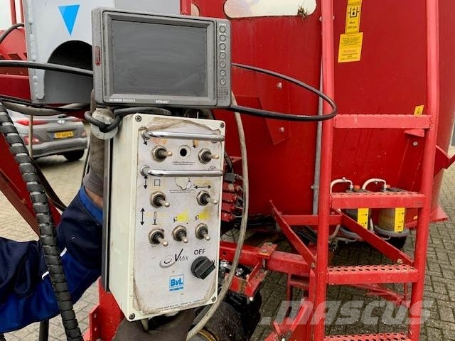 BvL V-Mix 24 LS-2S Voermengwagen Overige veehouderijmachines