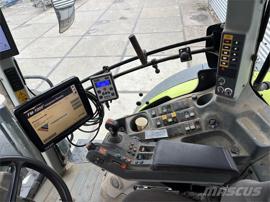 CLAAS Arion 650 CMATIC CIS Tractoren