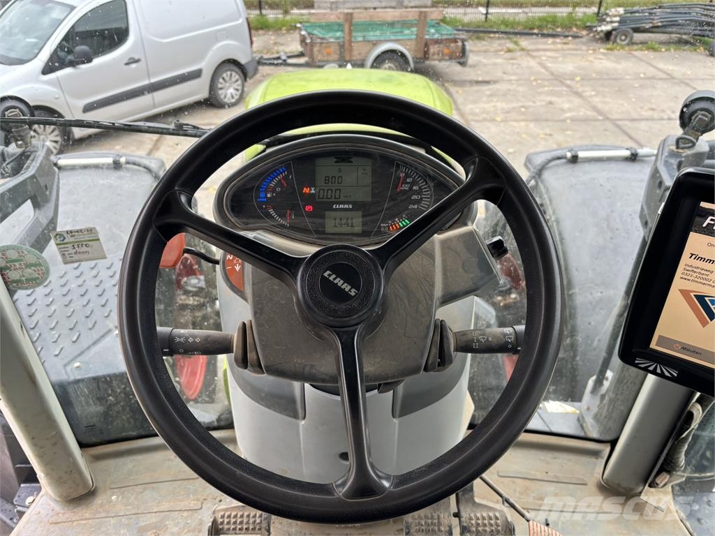 CLAAS Arion 650 CMATIC CIS Tractoren
