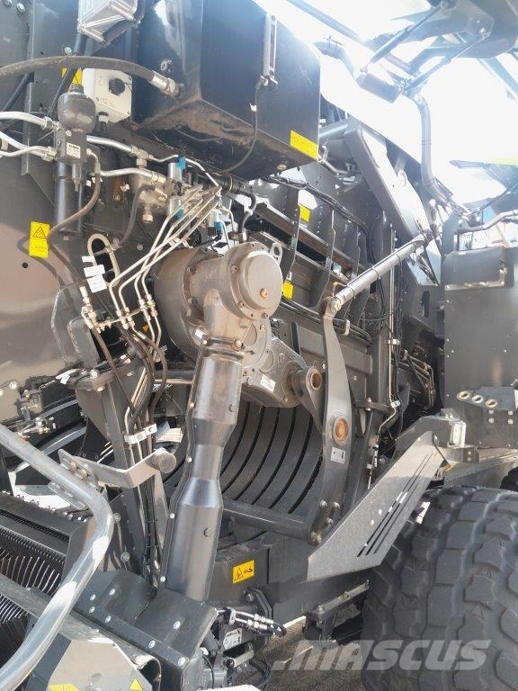 CLAAS Quadrant 5300 RC Sklízecí mlátičky