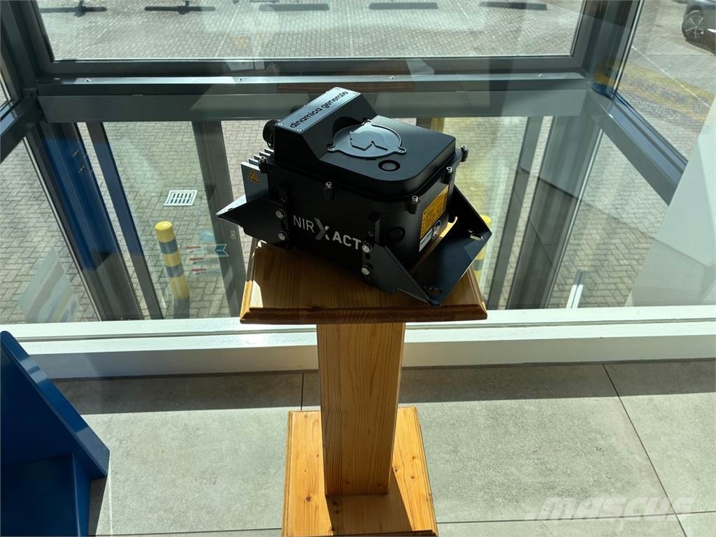 Dynamica Generale NIR Sensor Tractors