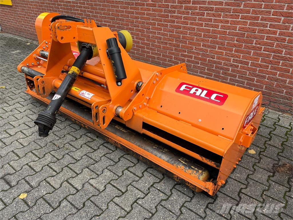 Falc Unika 2700 Klepelmaaier Сільгосптехніка - Інші