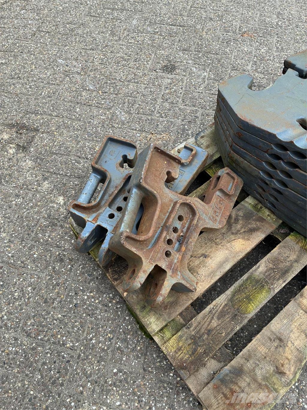 Ford 10S/40S 40 KG Middentrekhaakgewicht الجرارات