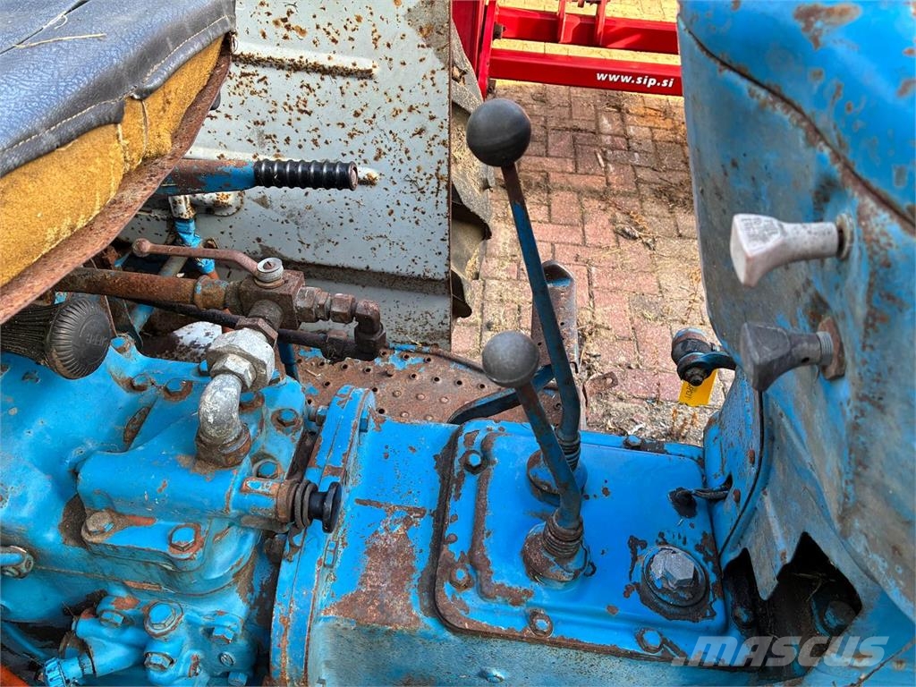 Ford 3000 拖拉机/农用车