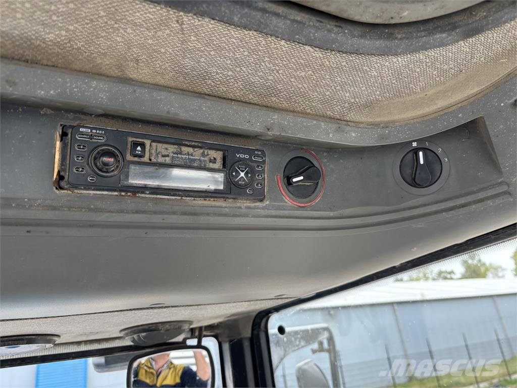 Ford 6640SLE 曳引機