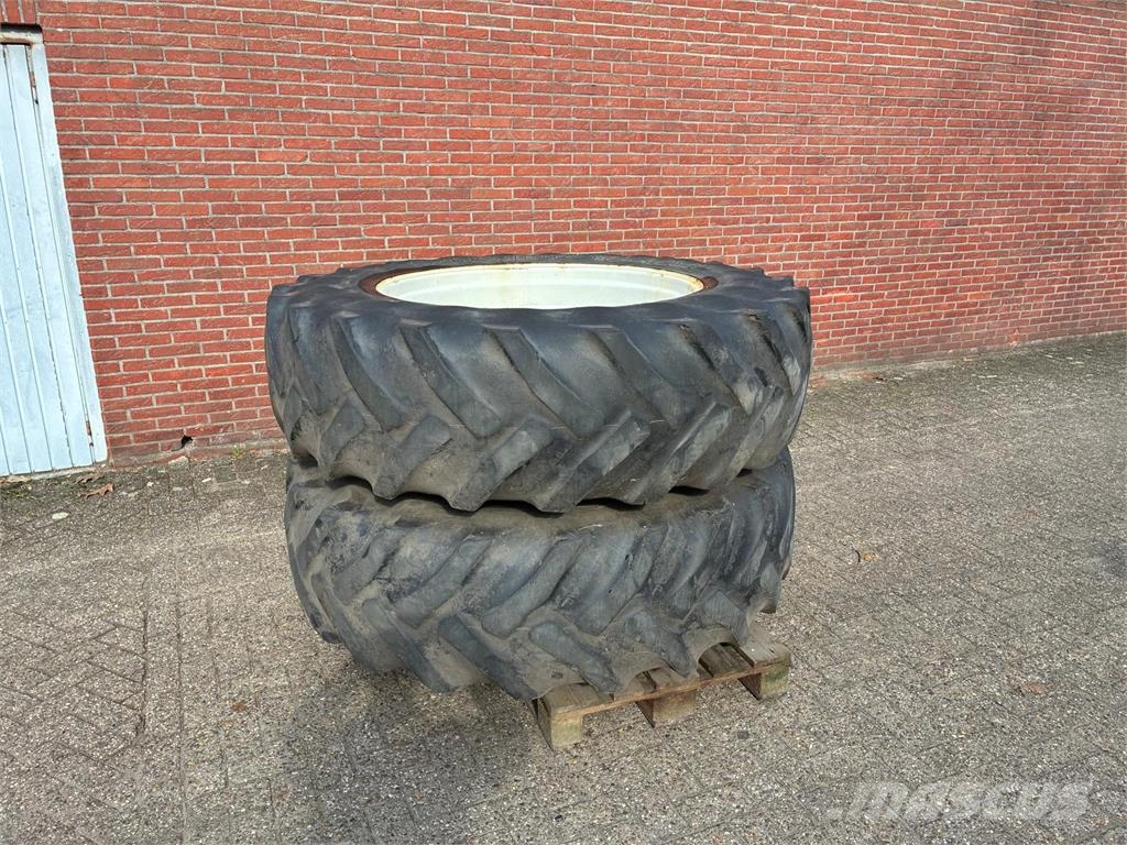 Goodyear 18.4R38 Dubbellucht トラクター