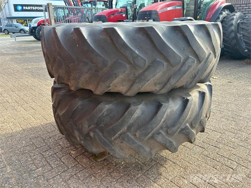 Goodyear 18.4R38 Dubbellucht トラクター