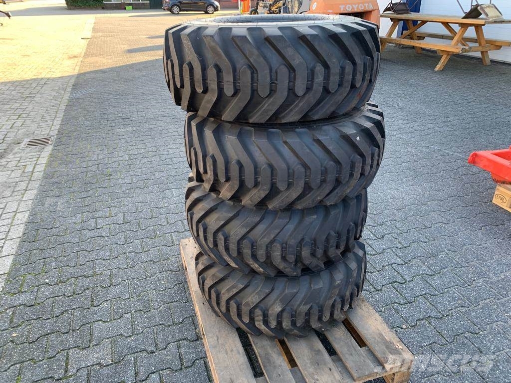 Kumho 12-16.5 Banden الجرارات