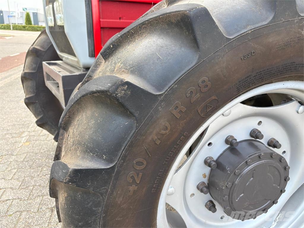 Massey Ferguson 6180 DynaShift Traktoriai