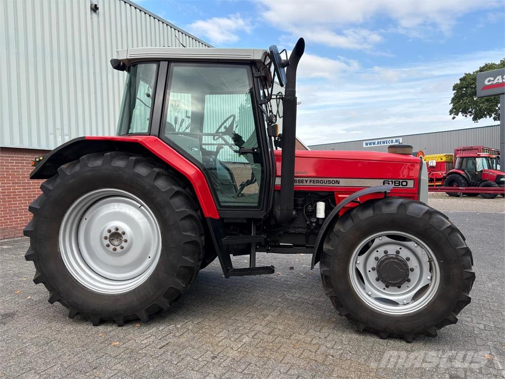 Massey Ferguson 6180 DynaShift Traktoriai