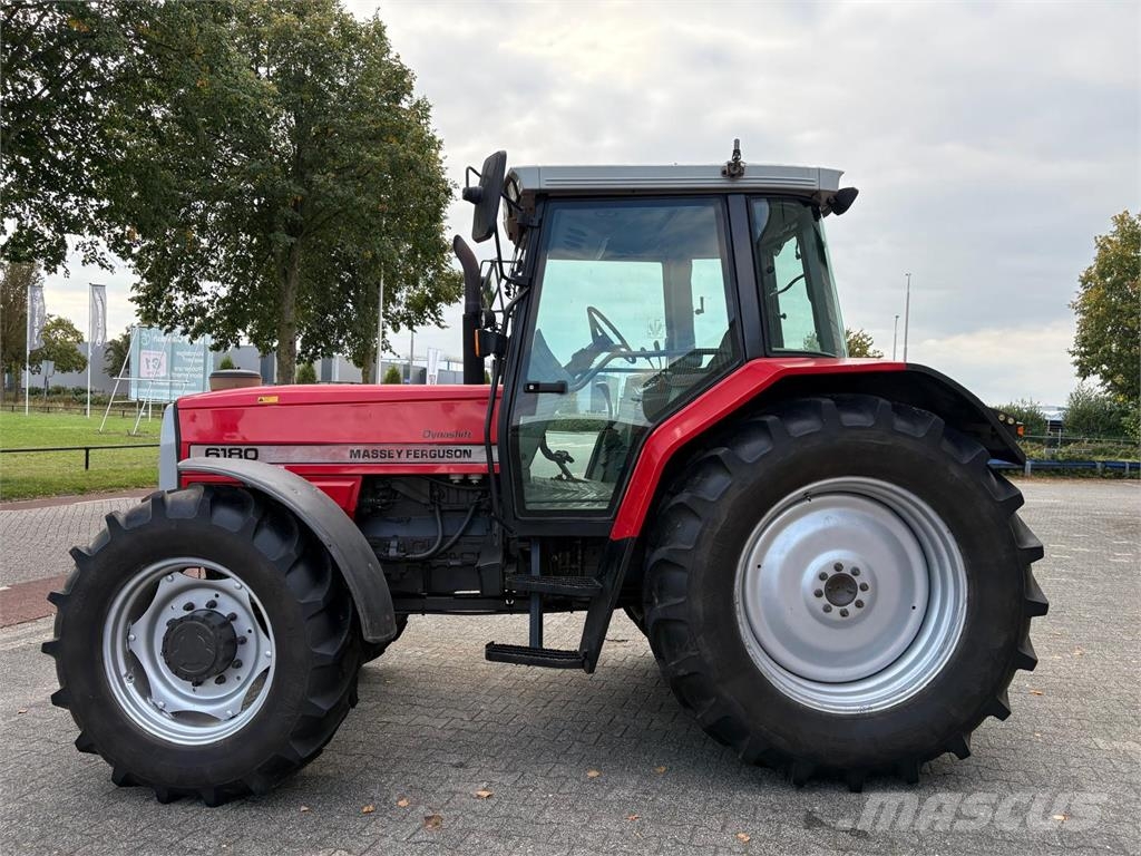 Massey Ferguson 6180 DynaShift Traktoriai