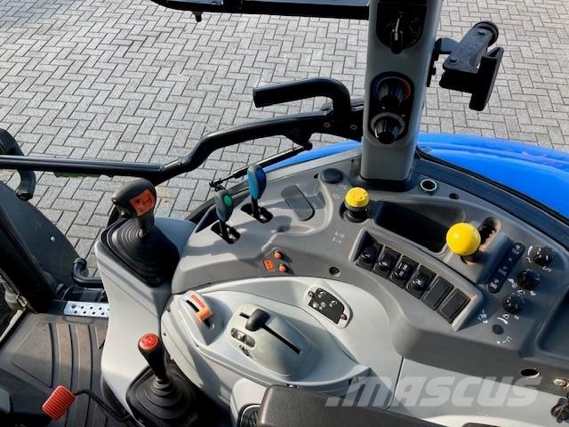 New Holland T5.95 DC الجرارات